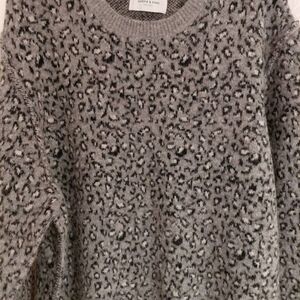 Ovadia & Sons Chic & Soft Gray Patterned Crewneck Sweater XL